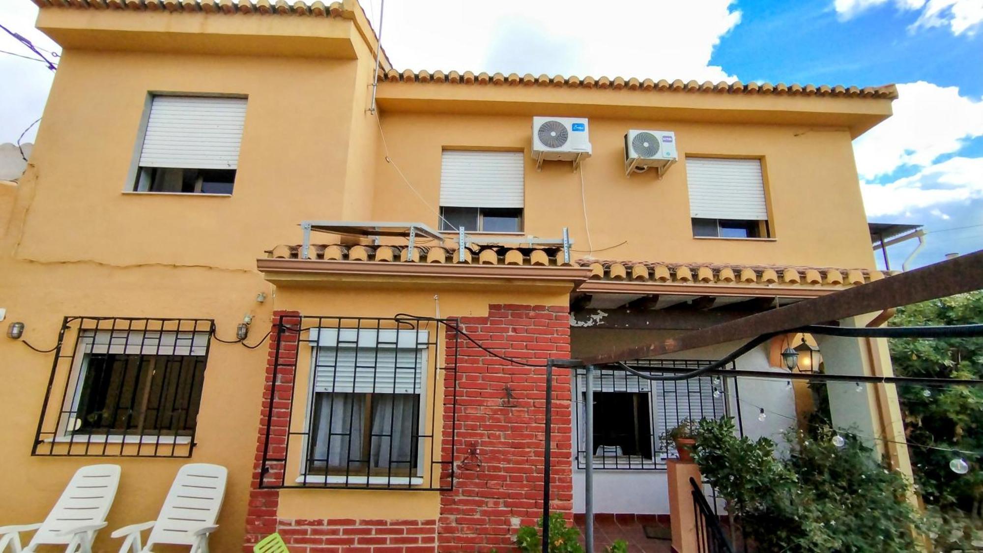 Casa Con Piscina Y Barbacoa A 3 Kilometros De La Alhambra Villa Huetor Vega Exterior photo